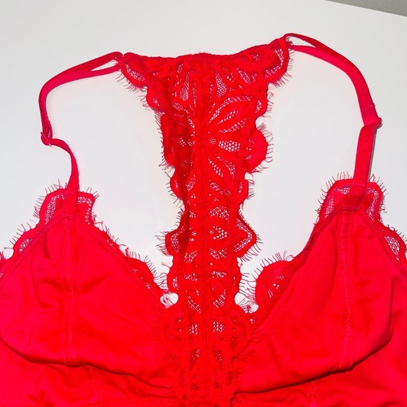 PINK Victoria’s Secret Red Lace Racerback Triangle Bralette Small Women’s - Picture 5 of 9